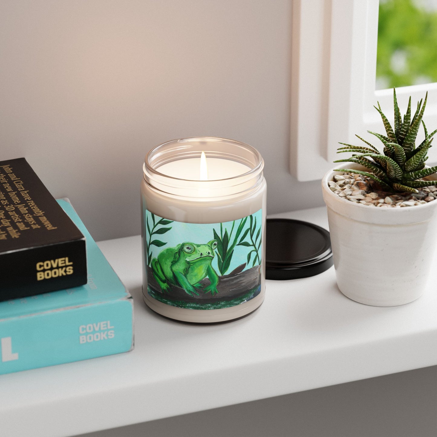 Green Tree Frog Illustration Candle | Scented Soy Candle 9oz - Original artwork by Jill Renee